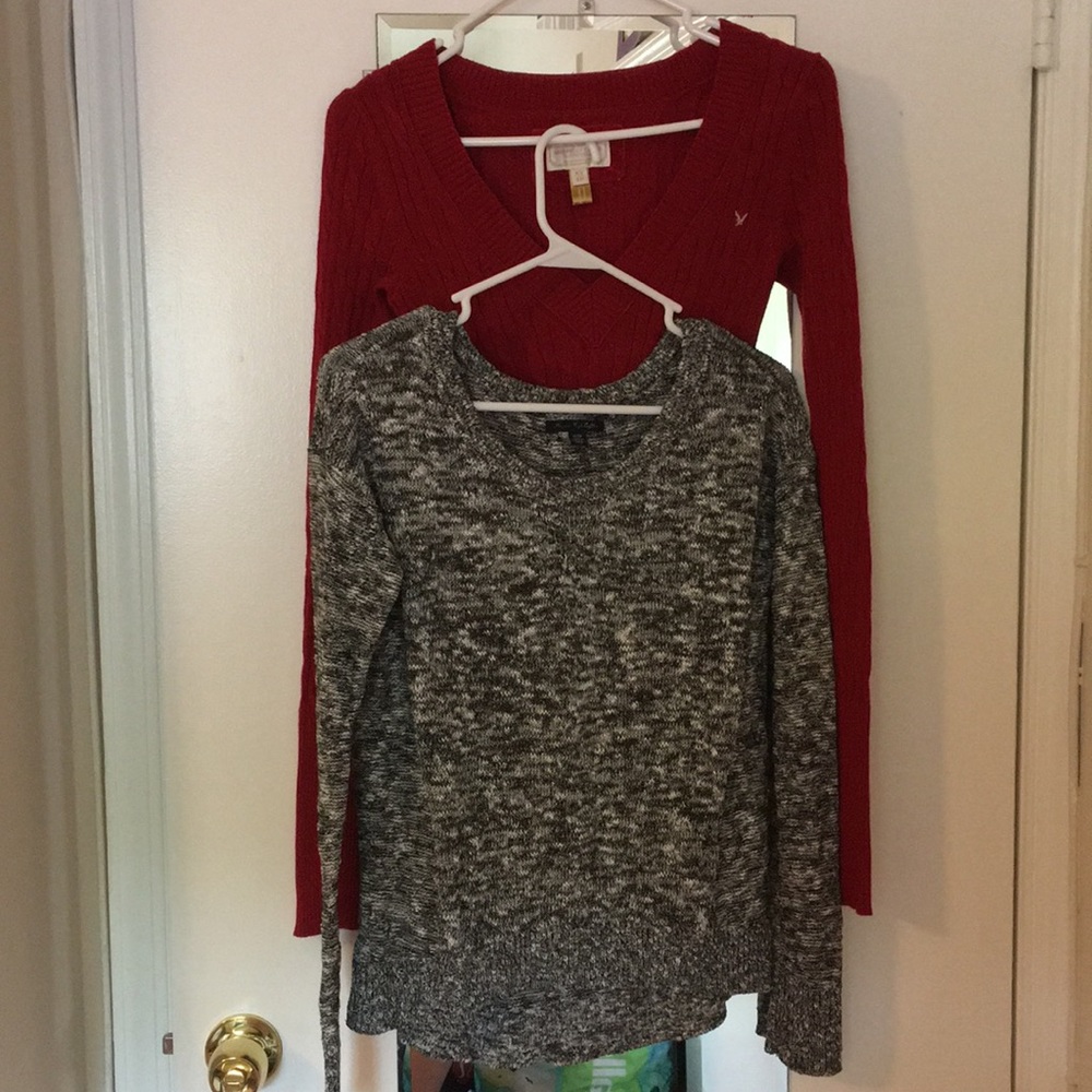 Lot of 2 American Eagle holiday sweaters SZ. XS